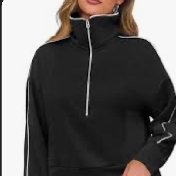 Yogalicious Tops - Yogalicious Black Half-Zip Pullover, Large